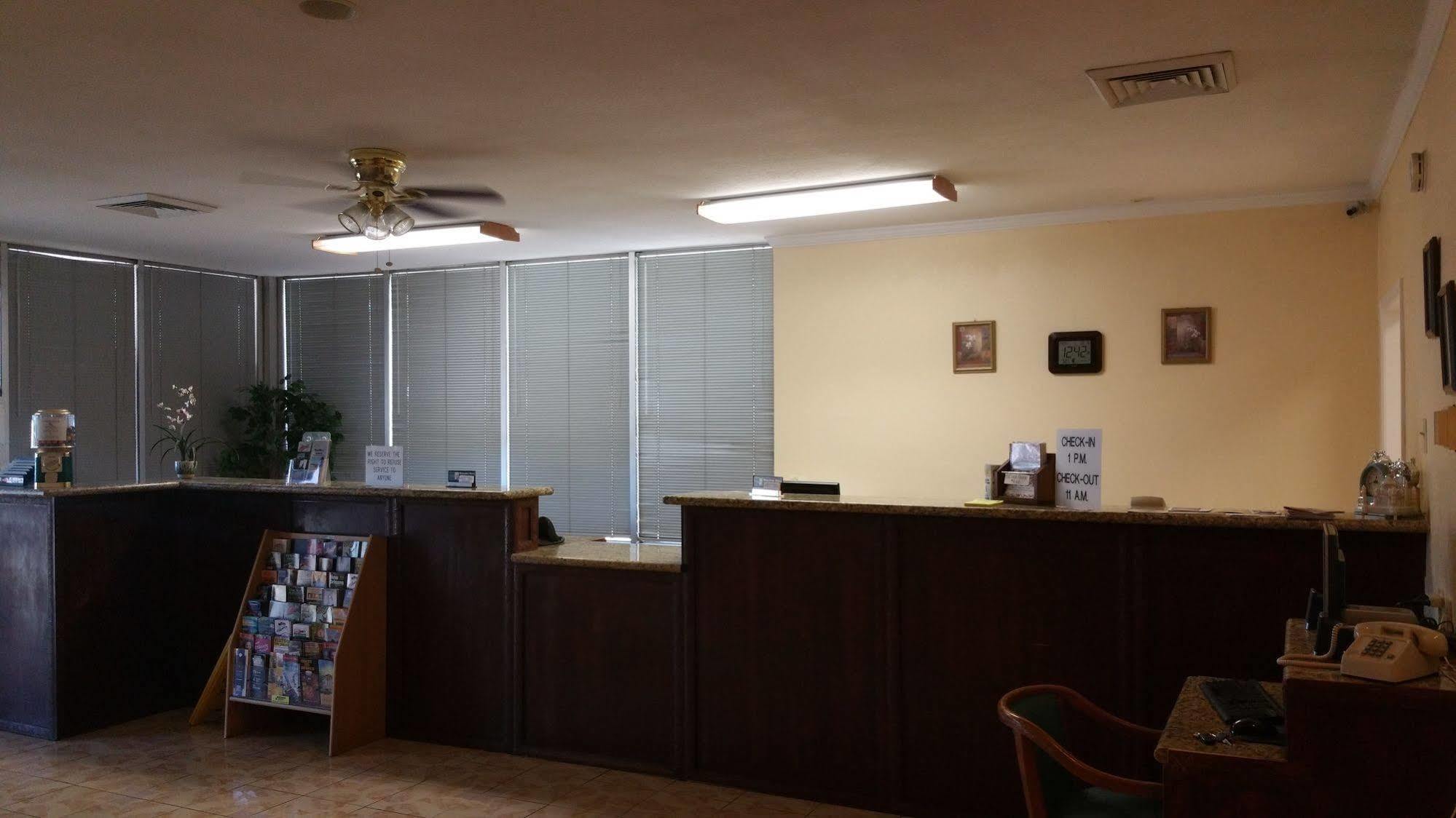 Sunbelt Lodge Motel Abbeville Ngoại thất bức ảnh